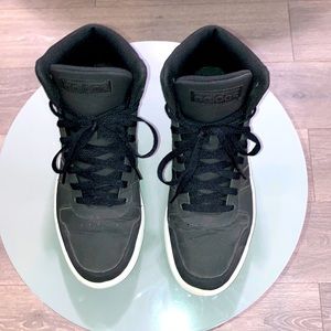 Adidas black and white sz11